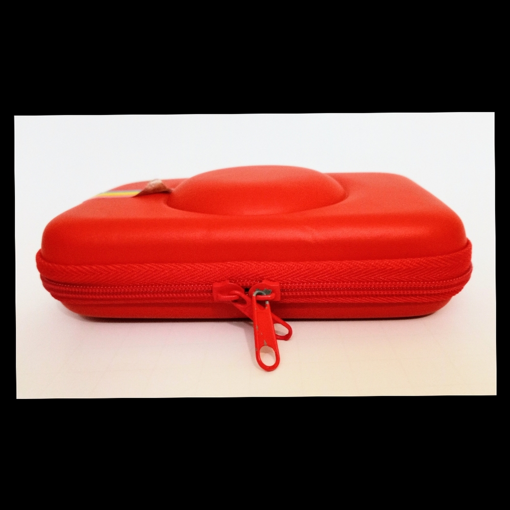 Polaroid Snap Case "Red" - Picture 4 of 14